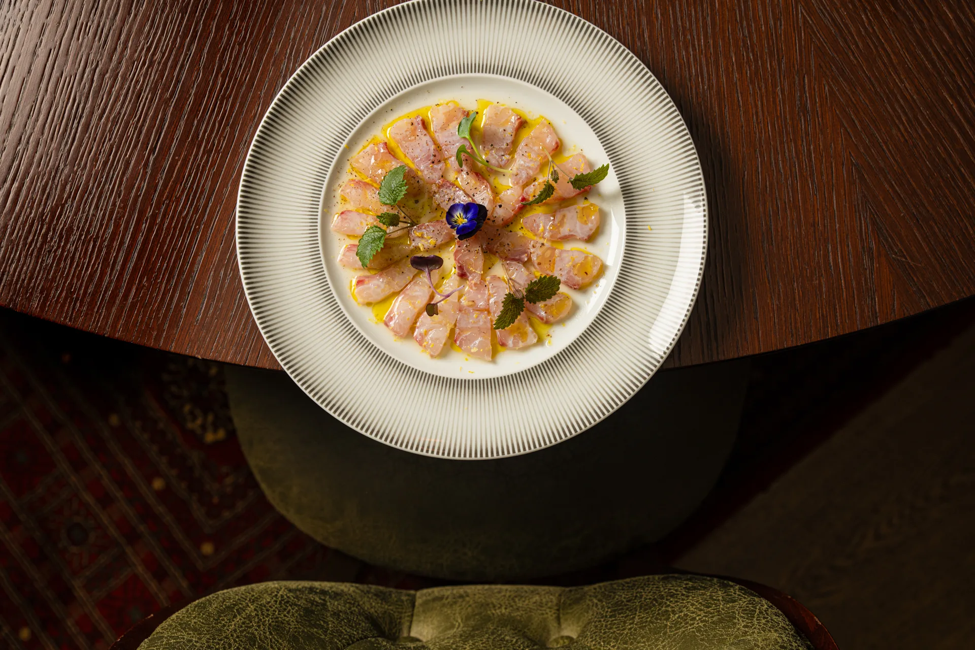 καρπατσιο λαυρακι μαυρη θαλασσα